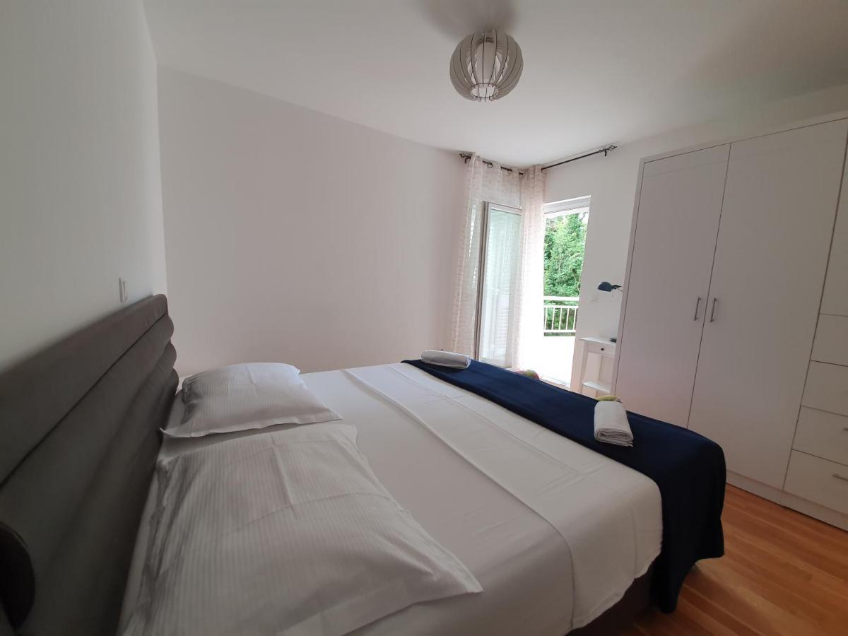 Apartment Pinna Nobilis, Private Parking Макарска Экстерьер фото
