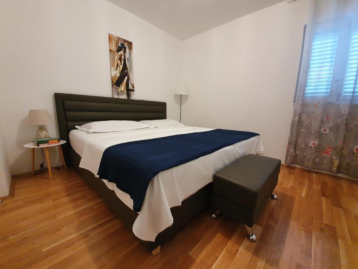 Apartment Pinna Nobilis, Private Parking Макарска Экстерьер фото