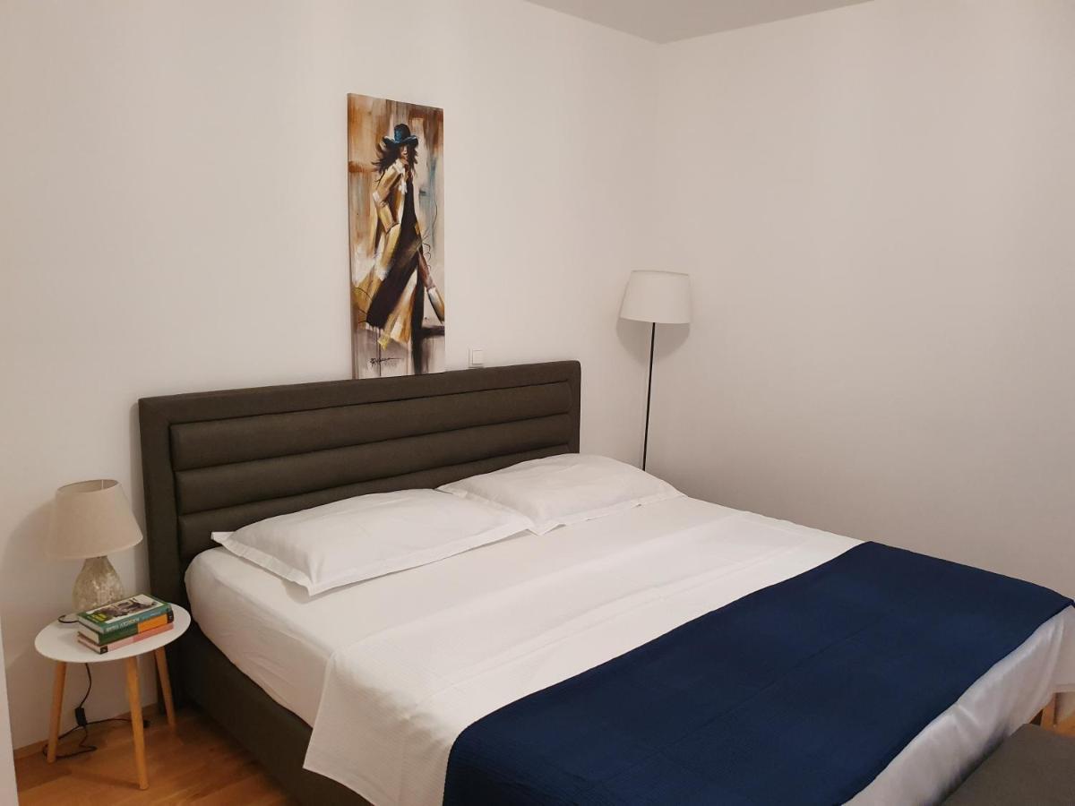Apartment Pinna Nobilis, Private Parking Макарска Экстерьер фото