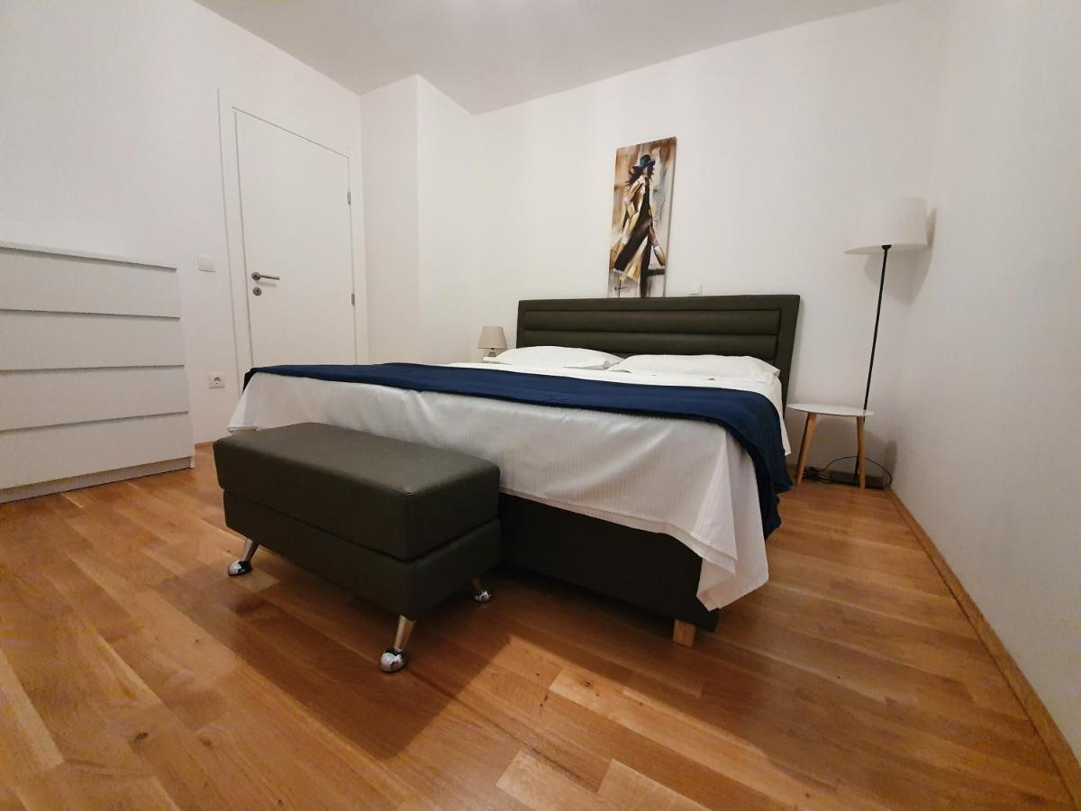 Apartment Pinna Nobilis, Private Parking Макарска Экстерьер фото